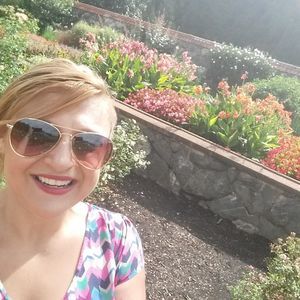 Meet your Posher, Ashley